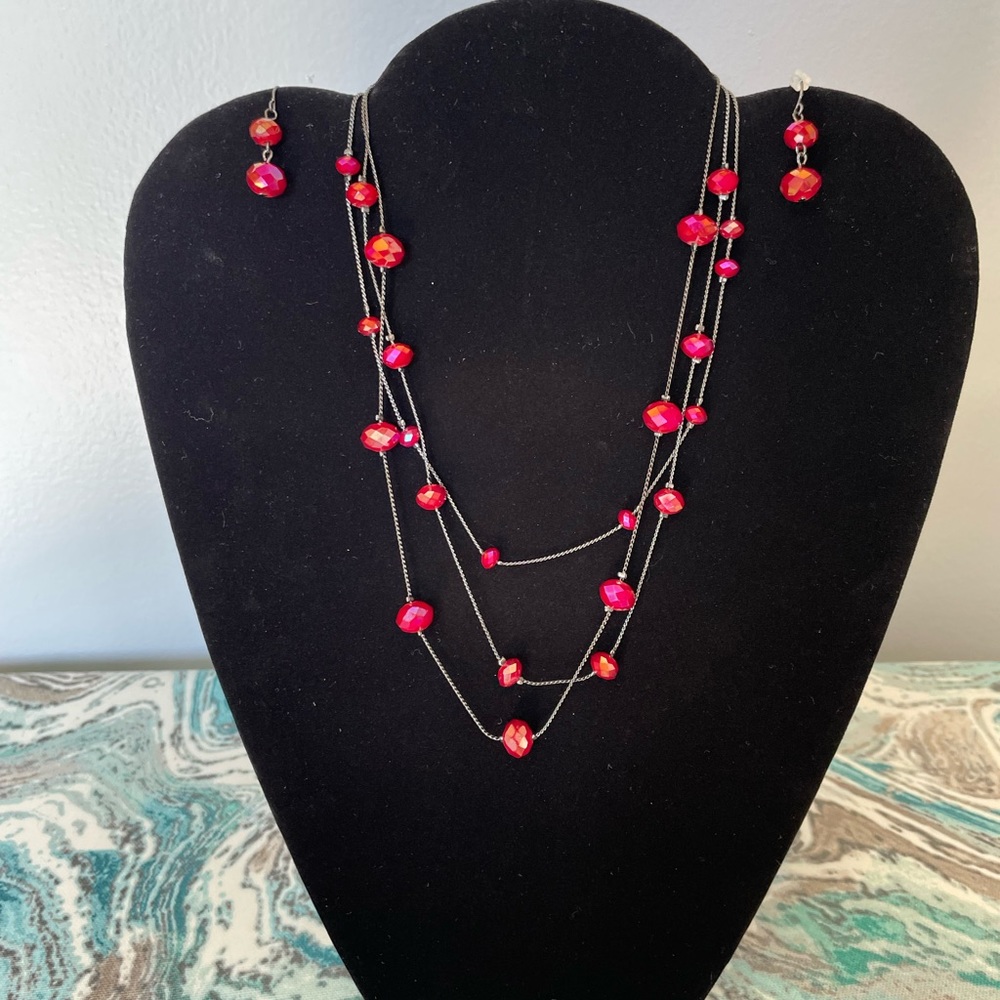 Red beaded necklace with earrings